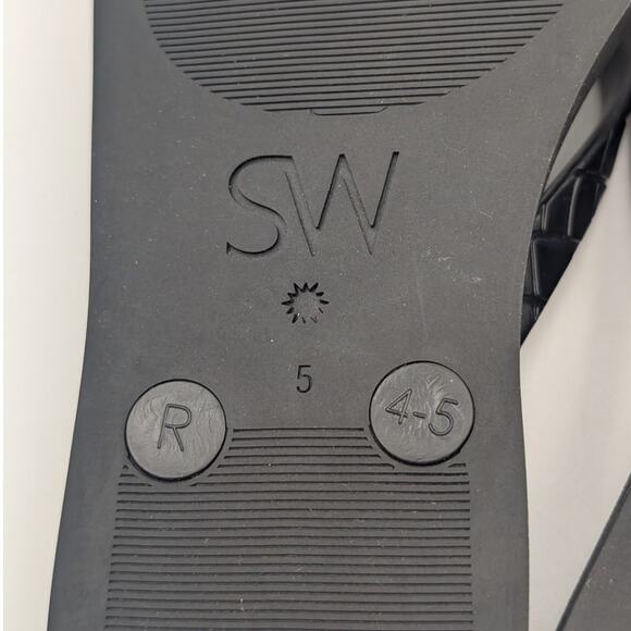 Stuart Weitzman Women's Embossed Flip Flop Thong Sandals Black Size US5 EU35.5 - Picture 9 of 11